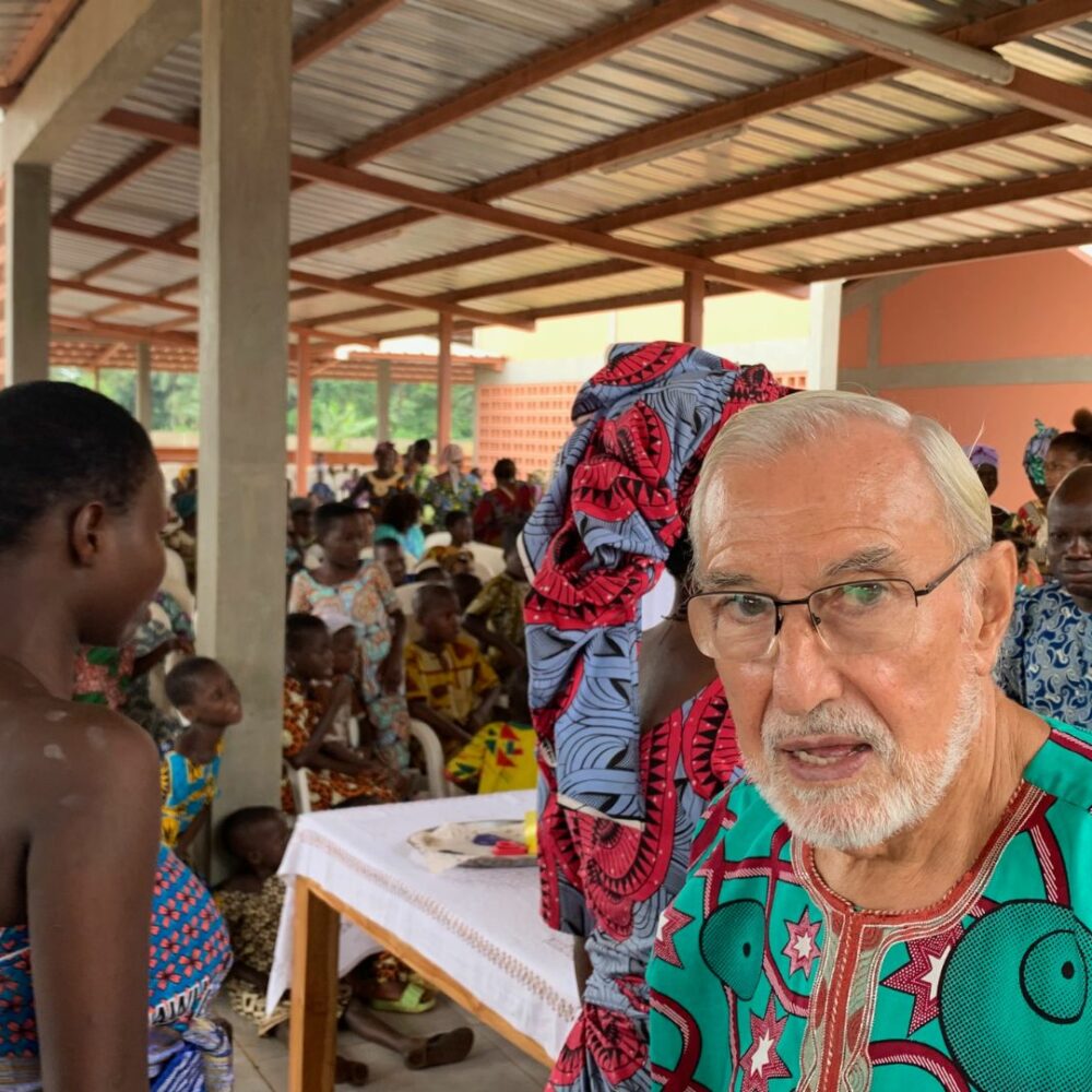 fundacion.m.trinidad.carreras.educacion.adjarra.benin.inaguracion.3.jpg