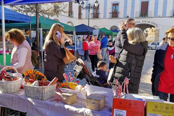 x.mercadillo.navideño.fundacion.m.trinidad.9.jpg