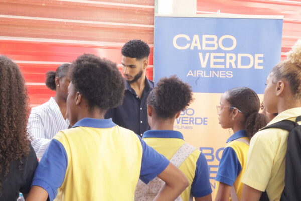 fundacion.m.trinidad.carrreras.cabo.verde.sexta.edicion.feria.estudiantes.4