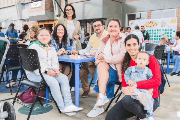 FUNDACION.M.TRINIDAD.CARRERAS.2024..ama.sueña.actua.blog.1.julio.2025.regina.pacis.festival.misionero.4